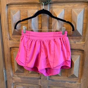 lululemon athletica Vibrant Pink hotty hot 4 inch Athletic Shorts, size 6